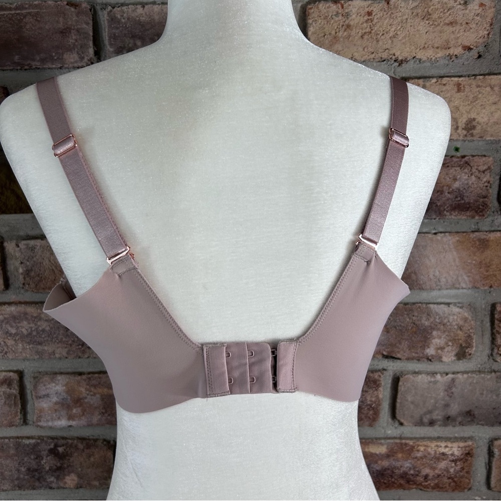 MAIDENFORM Wireless Tan T-Shirt Bra with Seamless Molded Cups - Picture 3 of 8